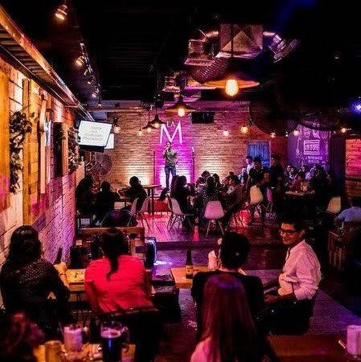 La Martina Karaoke Bar