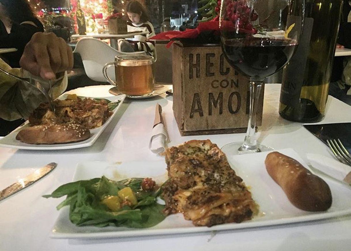 Restaurantes HECHO CON AMOR café y vino