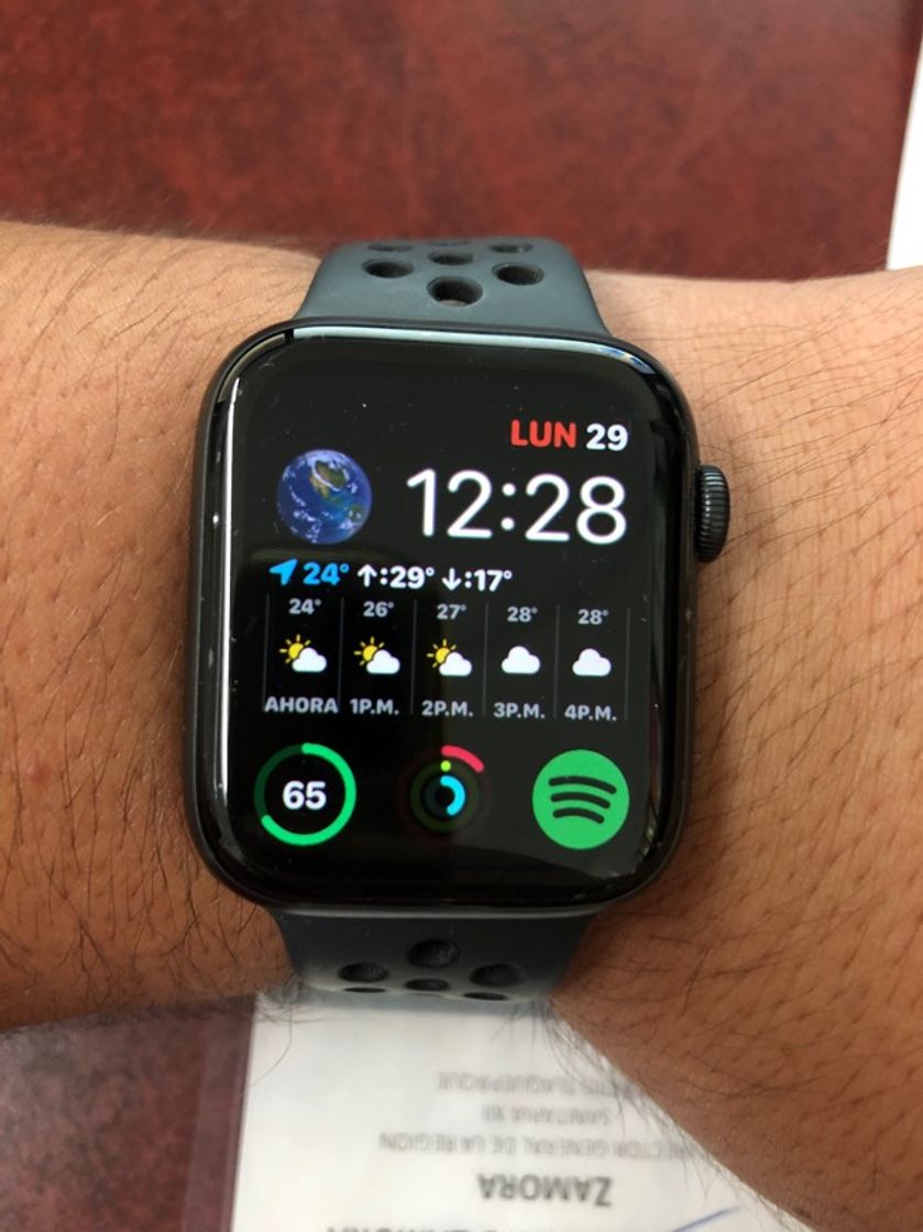 Product Apple Watch Series 5

