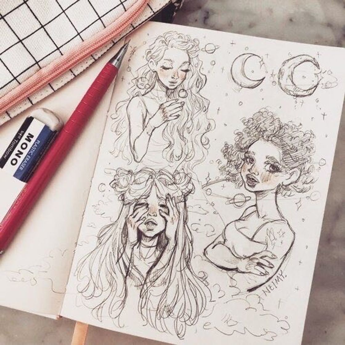 Moda Desenhos 💓