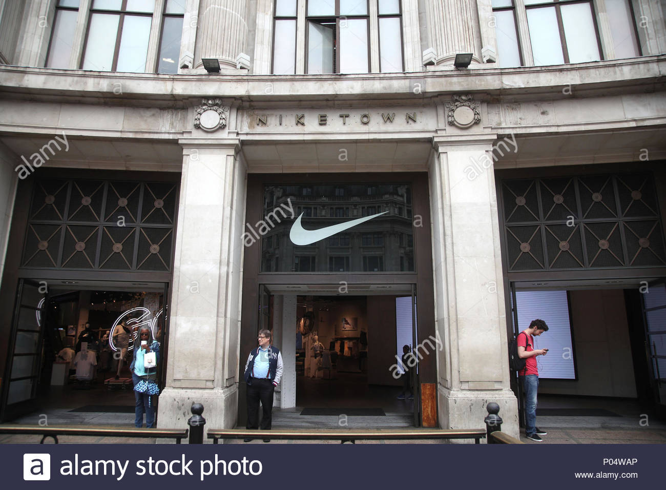 Place Nike