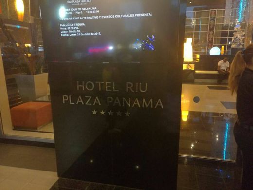 Hotel Riu Plaza Panama