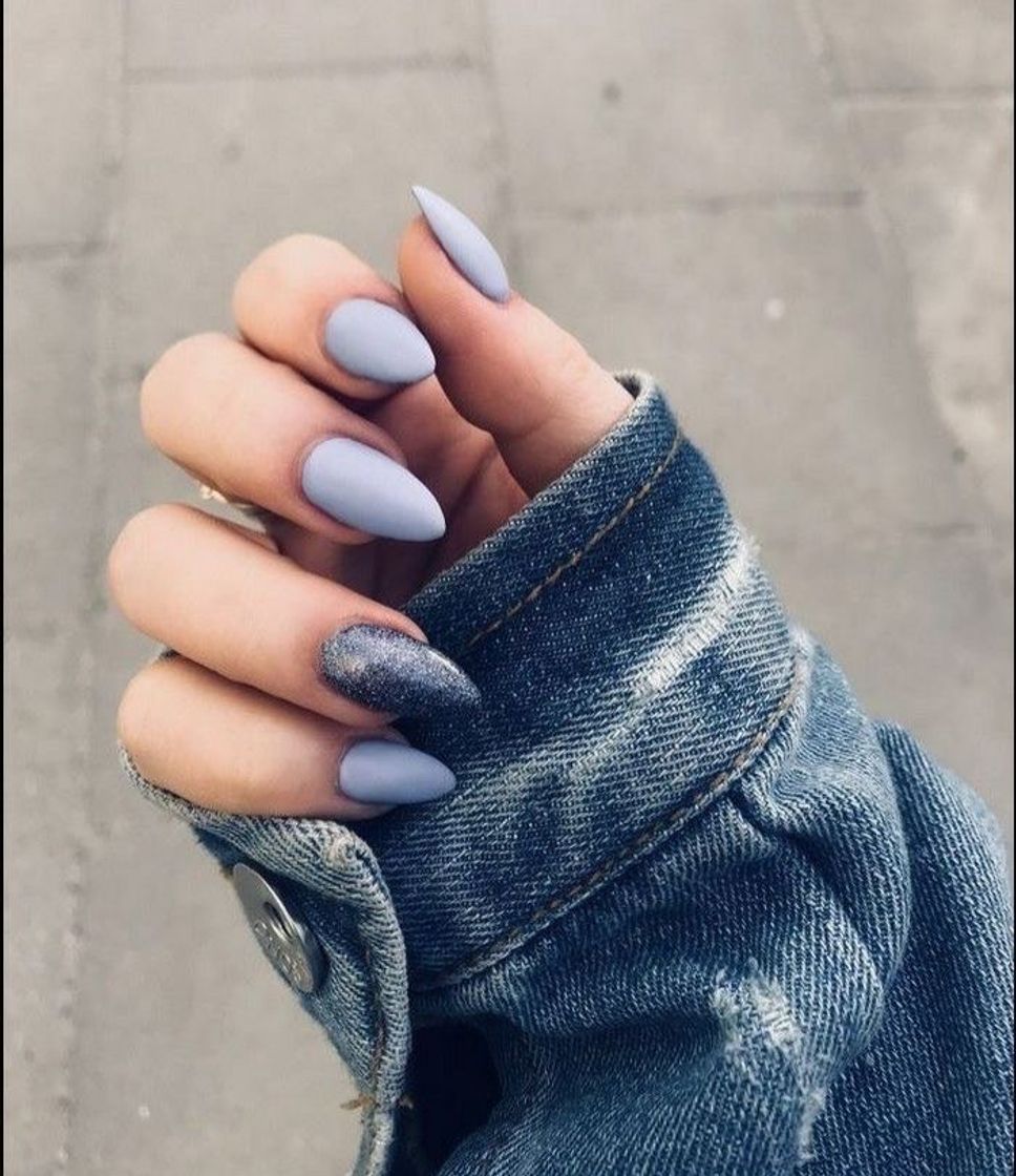 Moda Beautiful nails