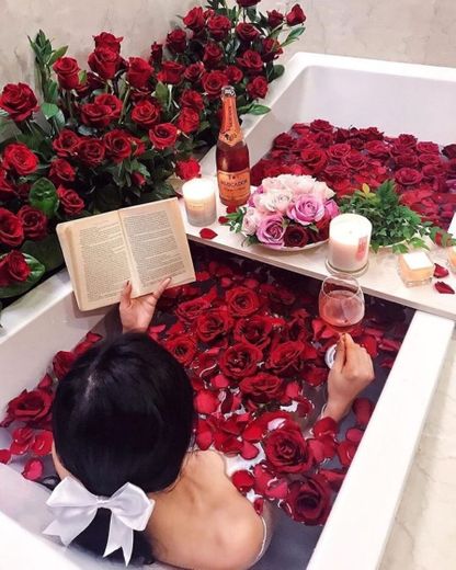 Um brinde ao amor próprio! 🍸🌹