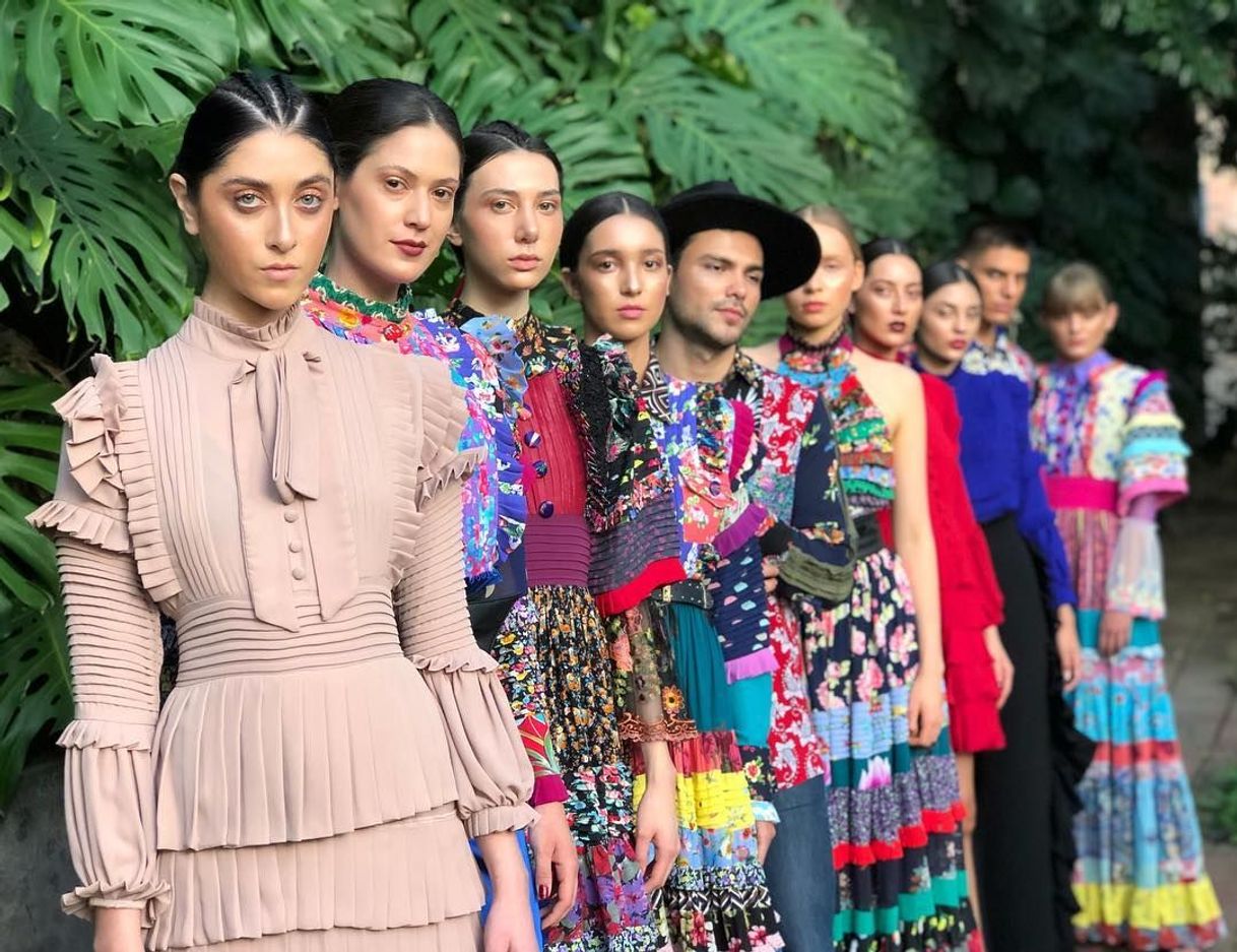 Moda Diseñador mexicano Carlos pineda 