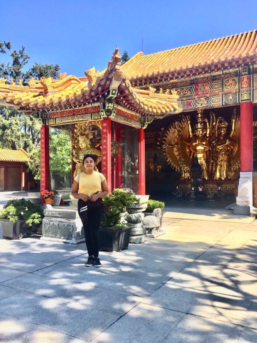 Places Ling Yen Mountain Temple Canada