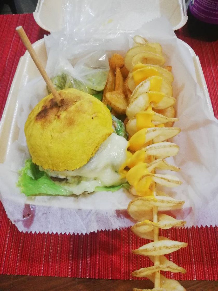 Restaurantes ValTahi Street Food