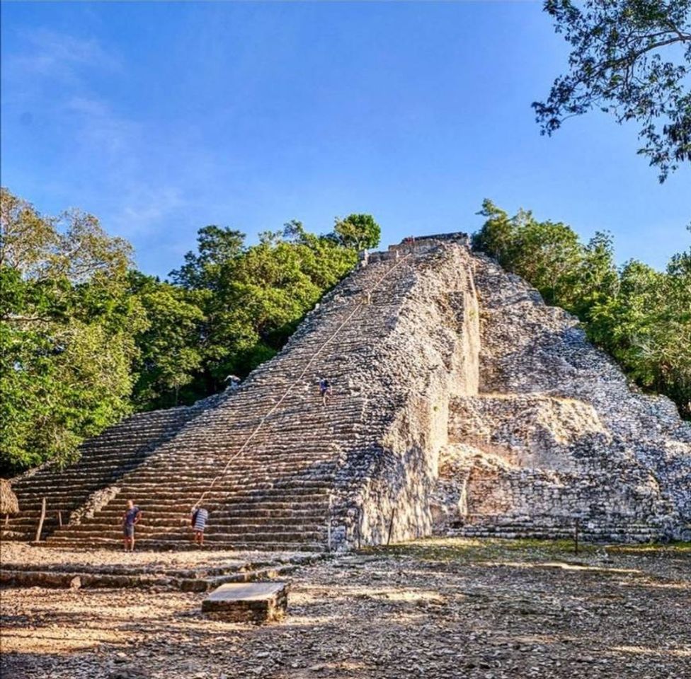 Lugar Cobá