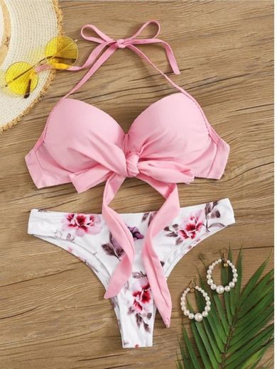 Bikini top con estampado floral