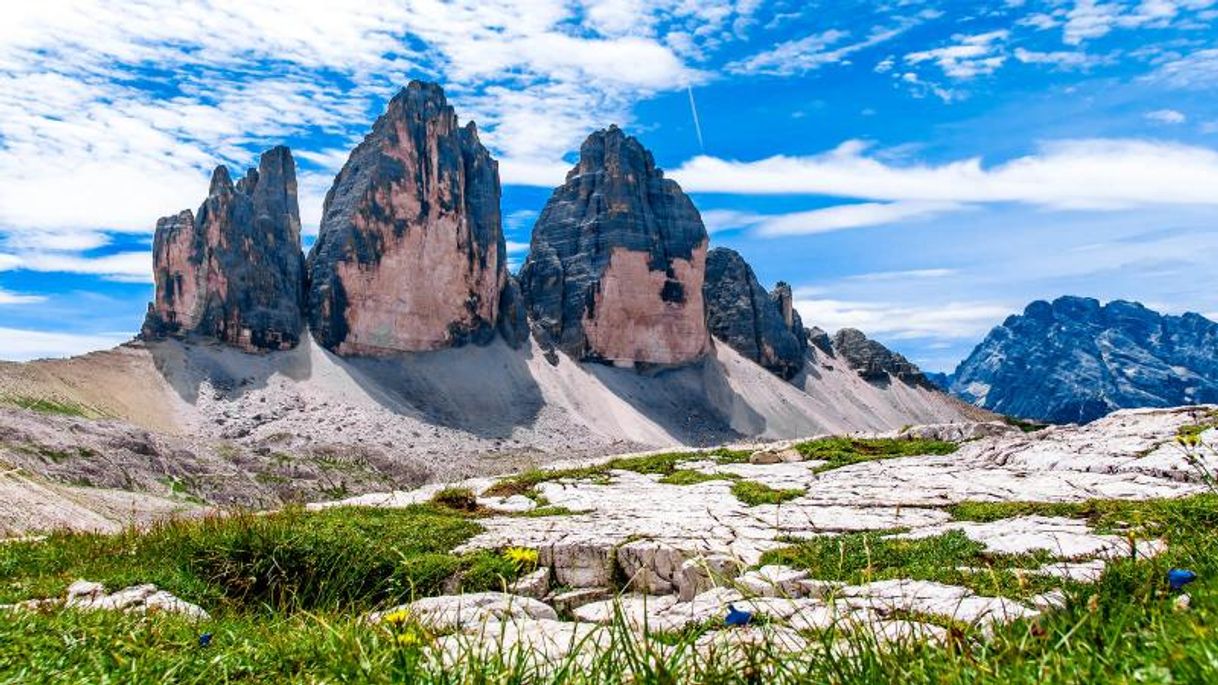 Place Tres Cimas de Lavaredo