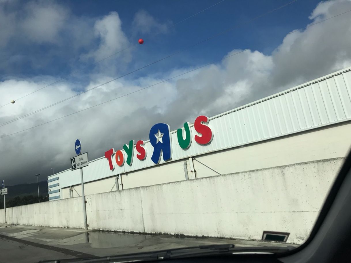 Place Toys"R"Us