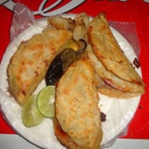 Tacos De Barbacoa El Che & Mesie