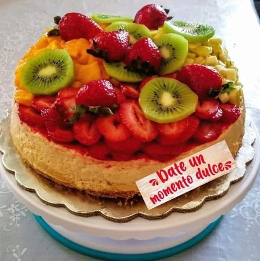Cheesecake Coronado con diferentes frutas