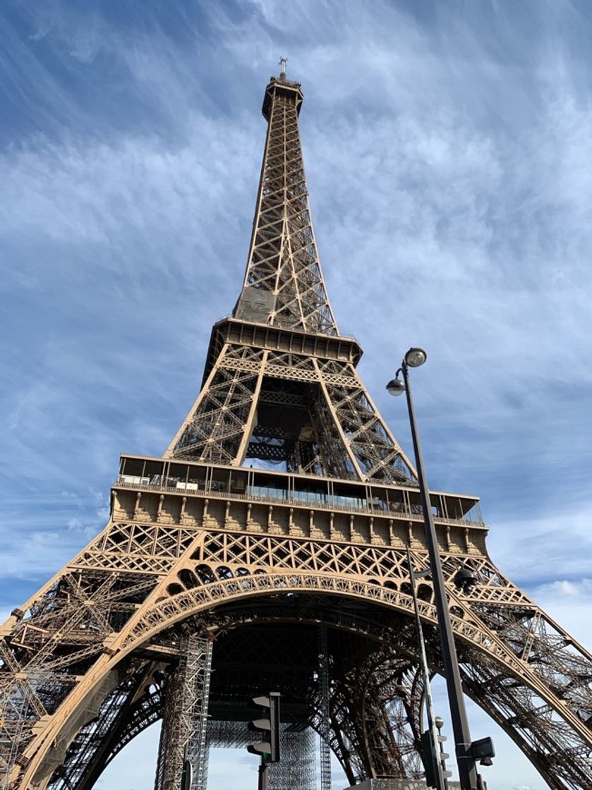 Place Torre Eiffel