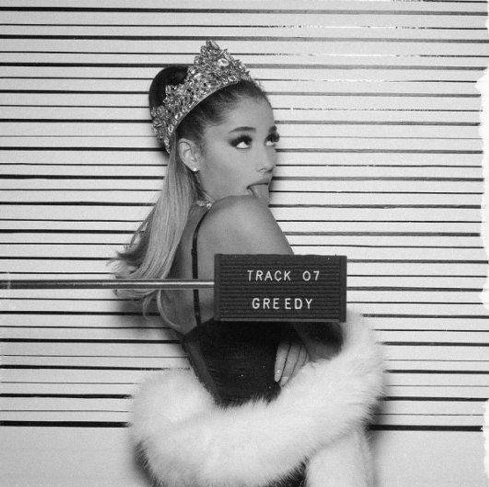 Moda Ariana Grande - Greedy 