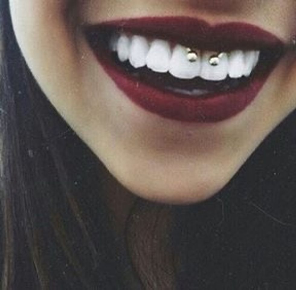 Social piercing 
