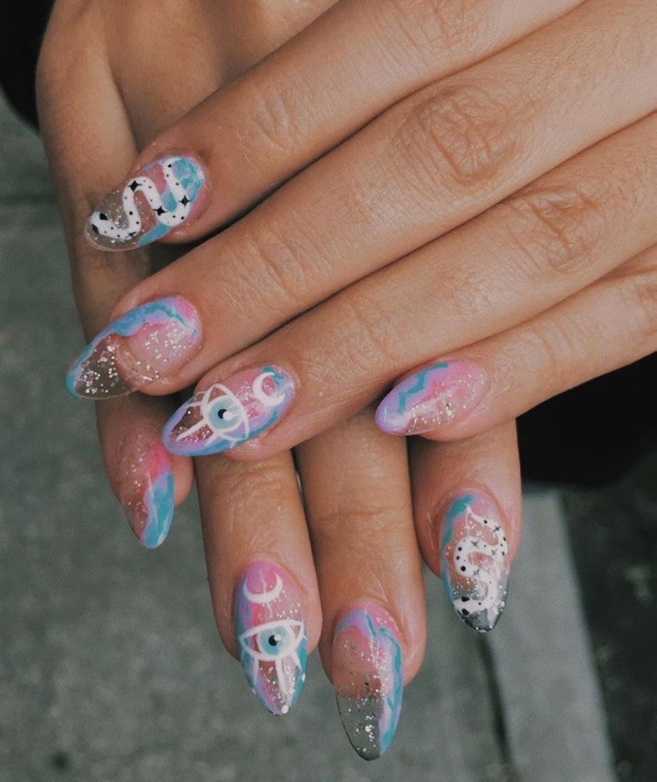 Social nails art
