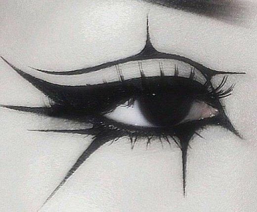 gothic eye makeup inspiration