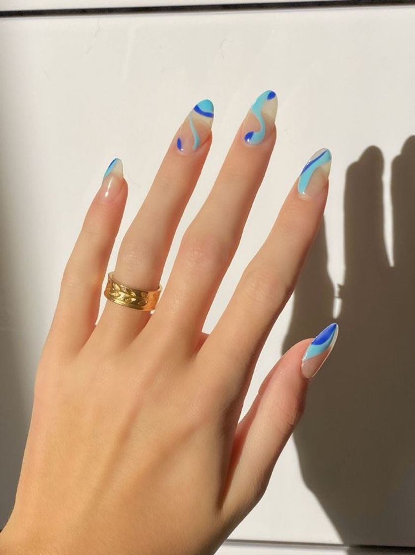 Fashion nails