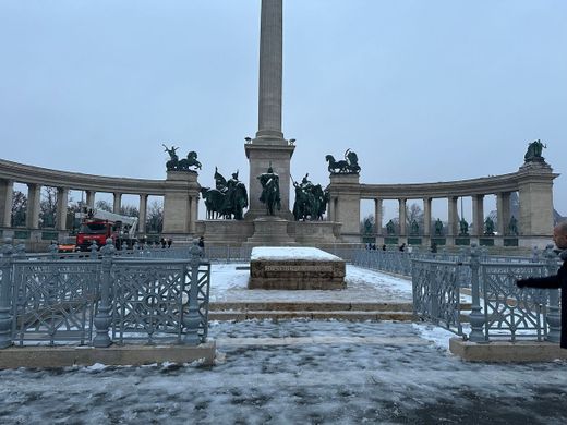 Praça dos Heróis