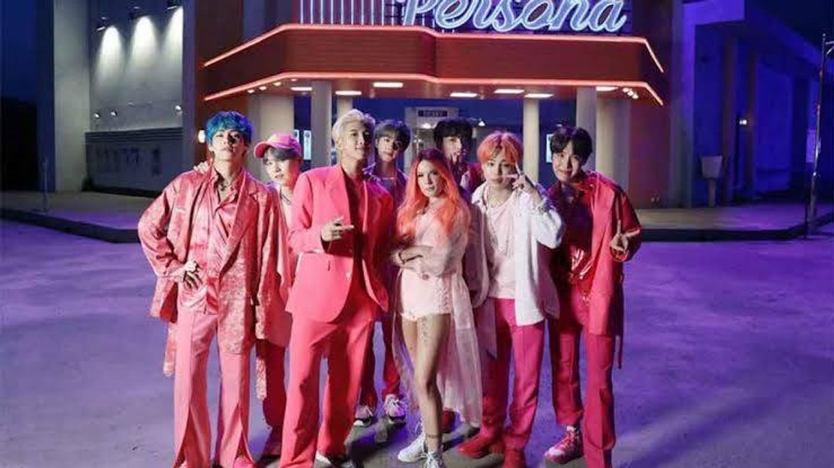 Fashion BTS(방탄소년단) 작은 것들을 위한 시 (Boy With Luv ft. Halsey) Official MV