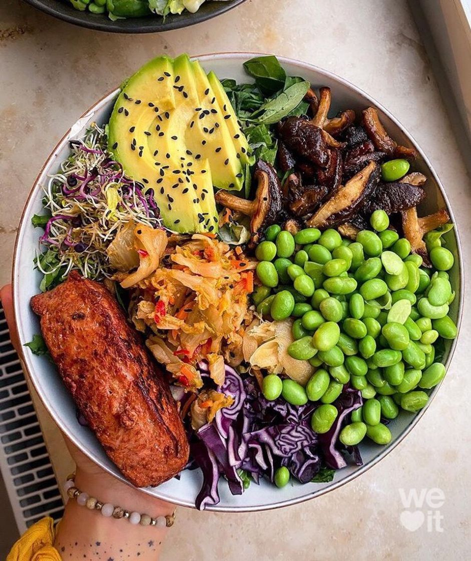 Como montar um prato de salada