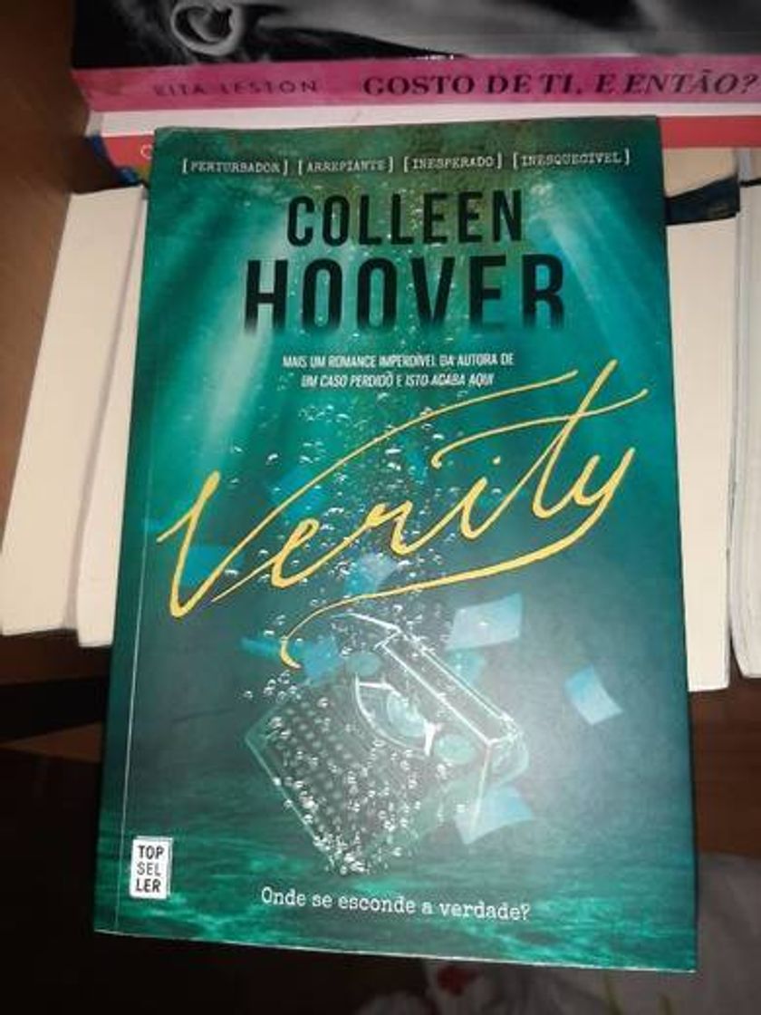 Libro Livro verity da colleen hoover 