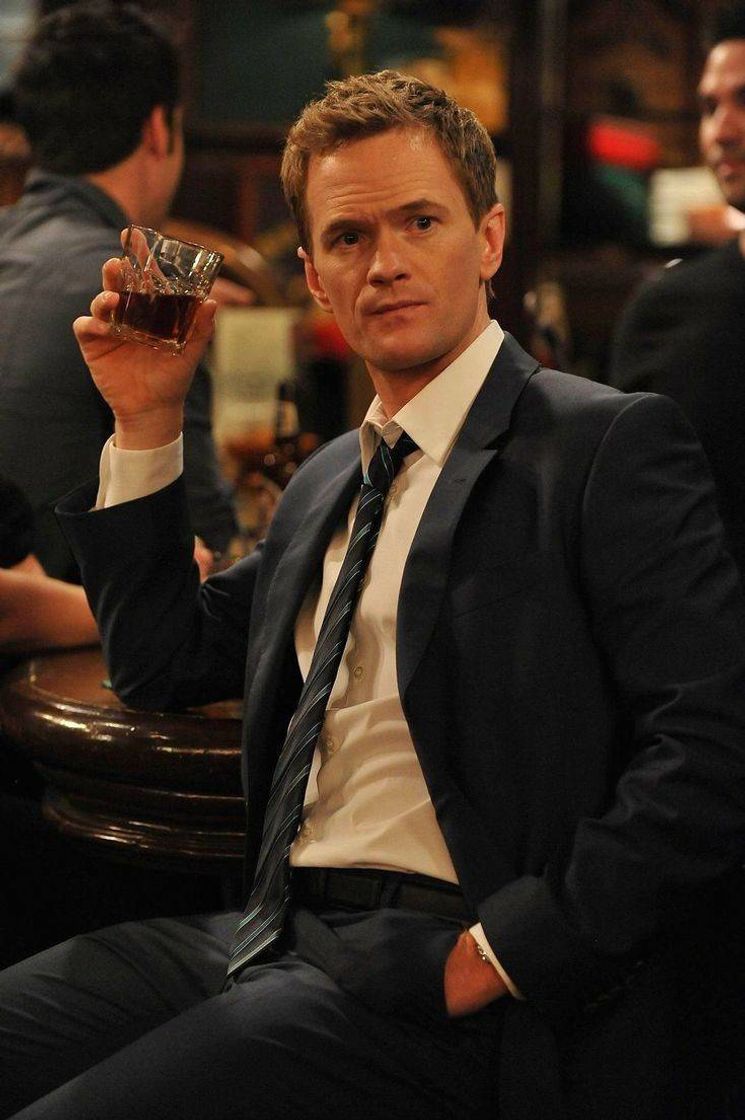 Moda 🖤Barney Stinson