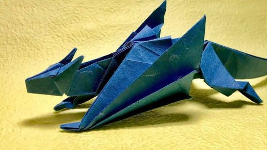 Como fazer origami de Dragão.