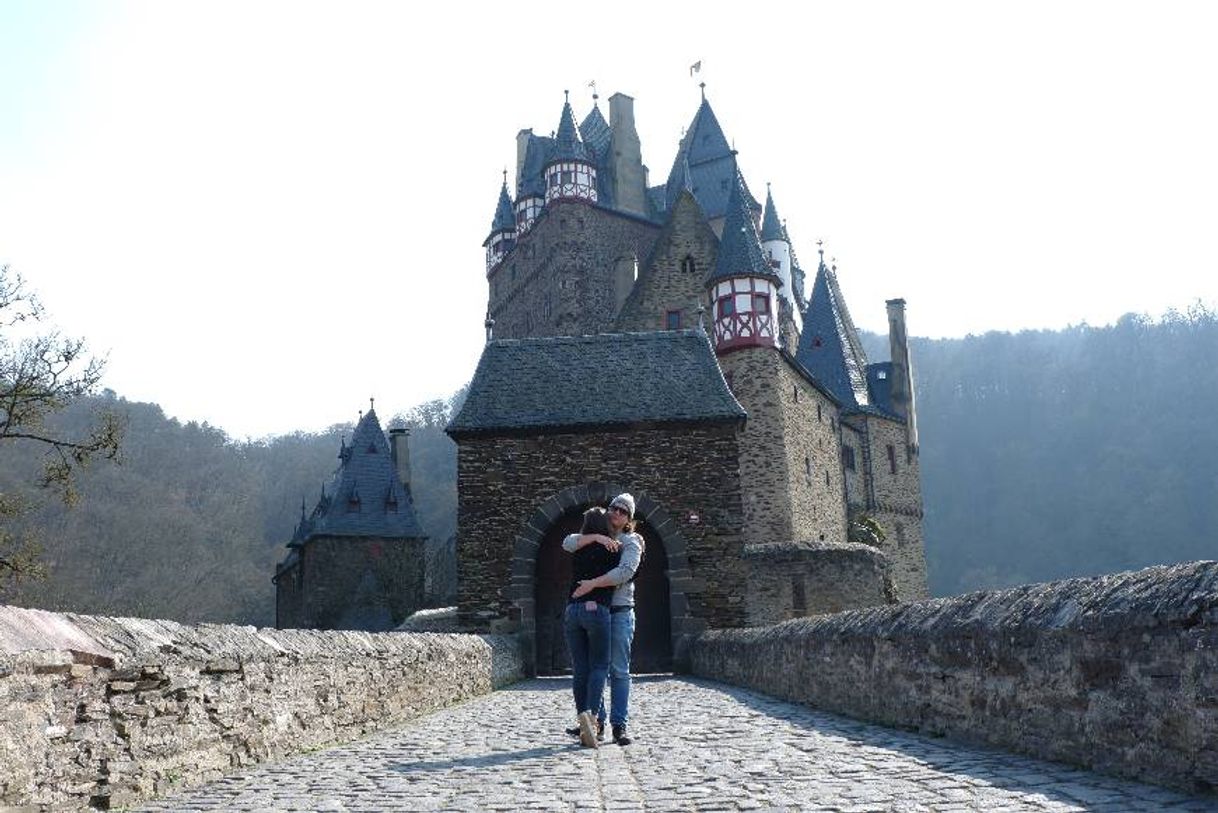 Place Eltz Castle