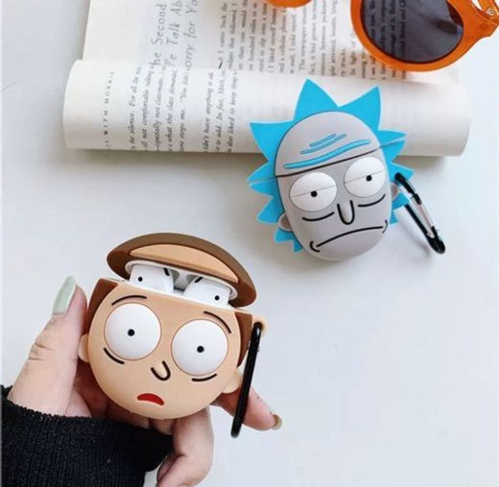 Social Fundas airpods Rick y Morty