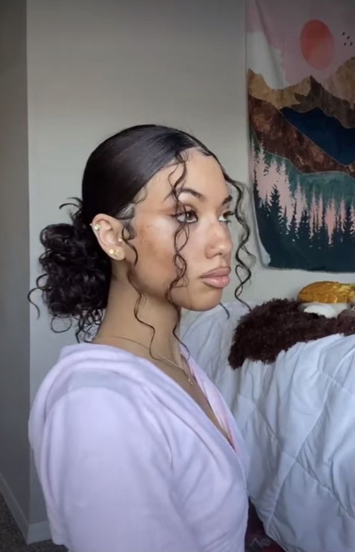 Social Hair 