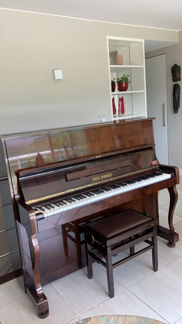 Fashion Piano Fritz Dobbert 116 imbuia novíssimo R$14400,00 