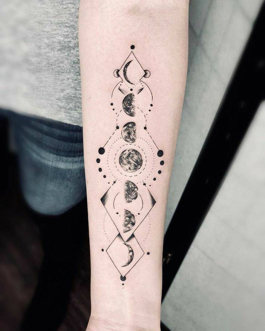 Fashion tattoo 