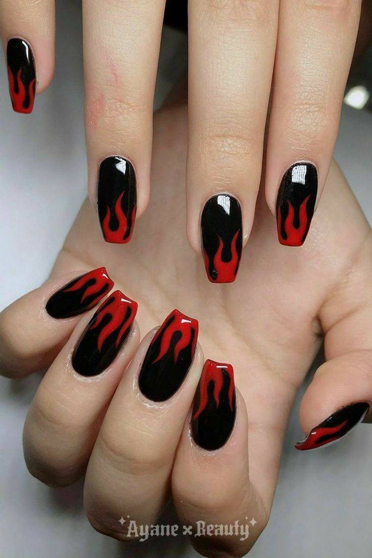 Moda Unhas flamejantes