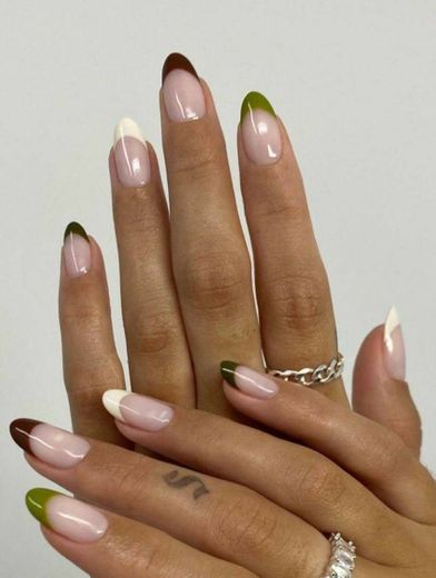 COLORFUL FRENCH TIP NAILS