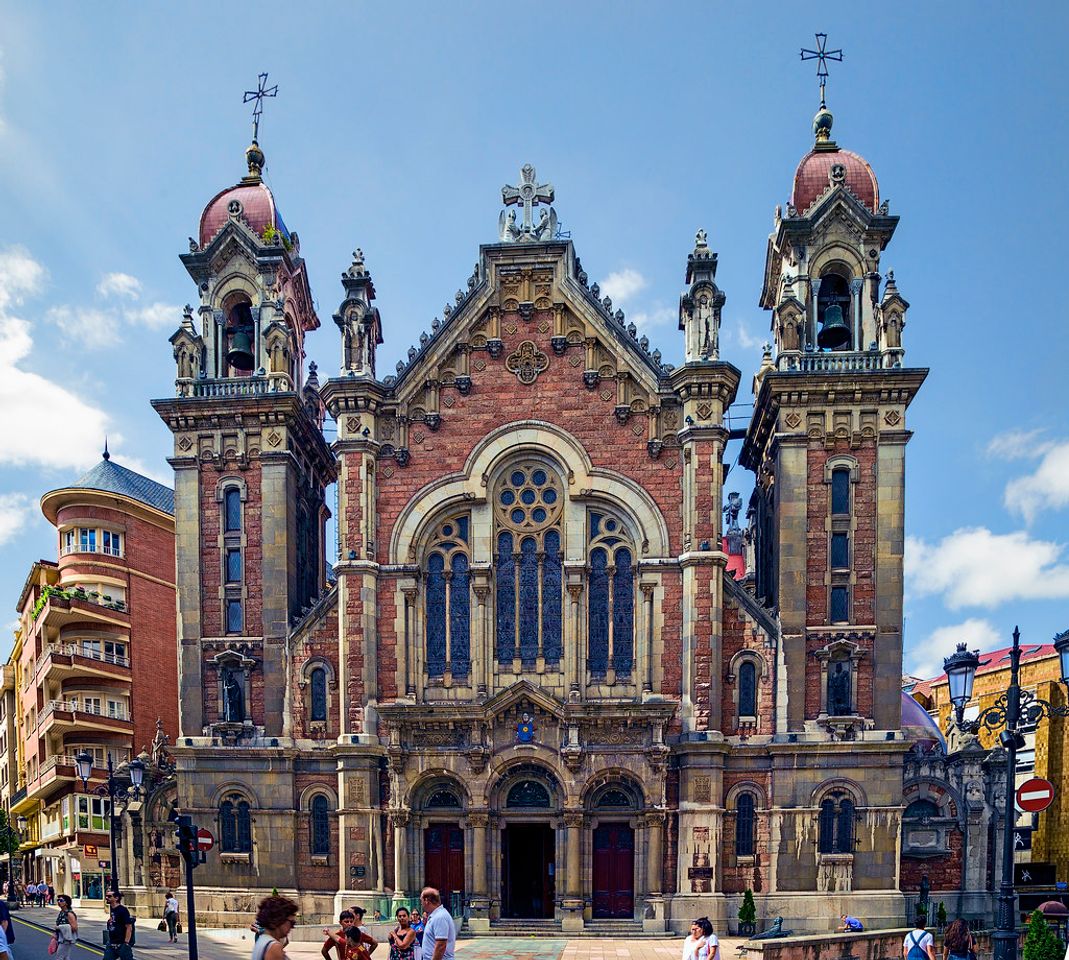 Lugar Basílica de San Juan El Real