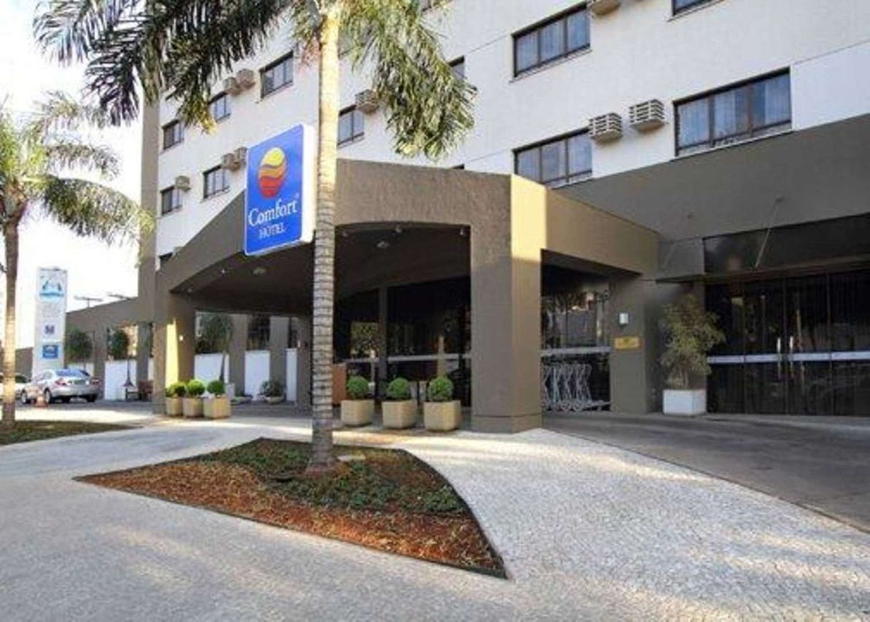 Places Comfort Hotel Goiânia