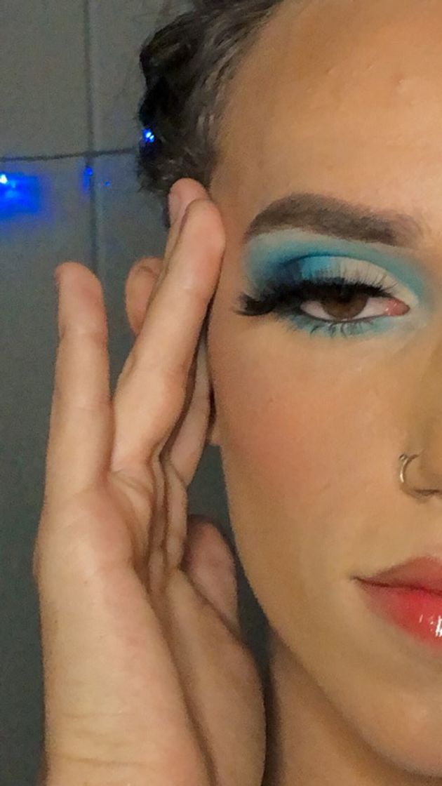 Social tutorial olho azul esfumadoooo