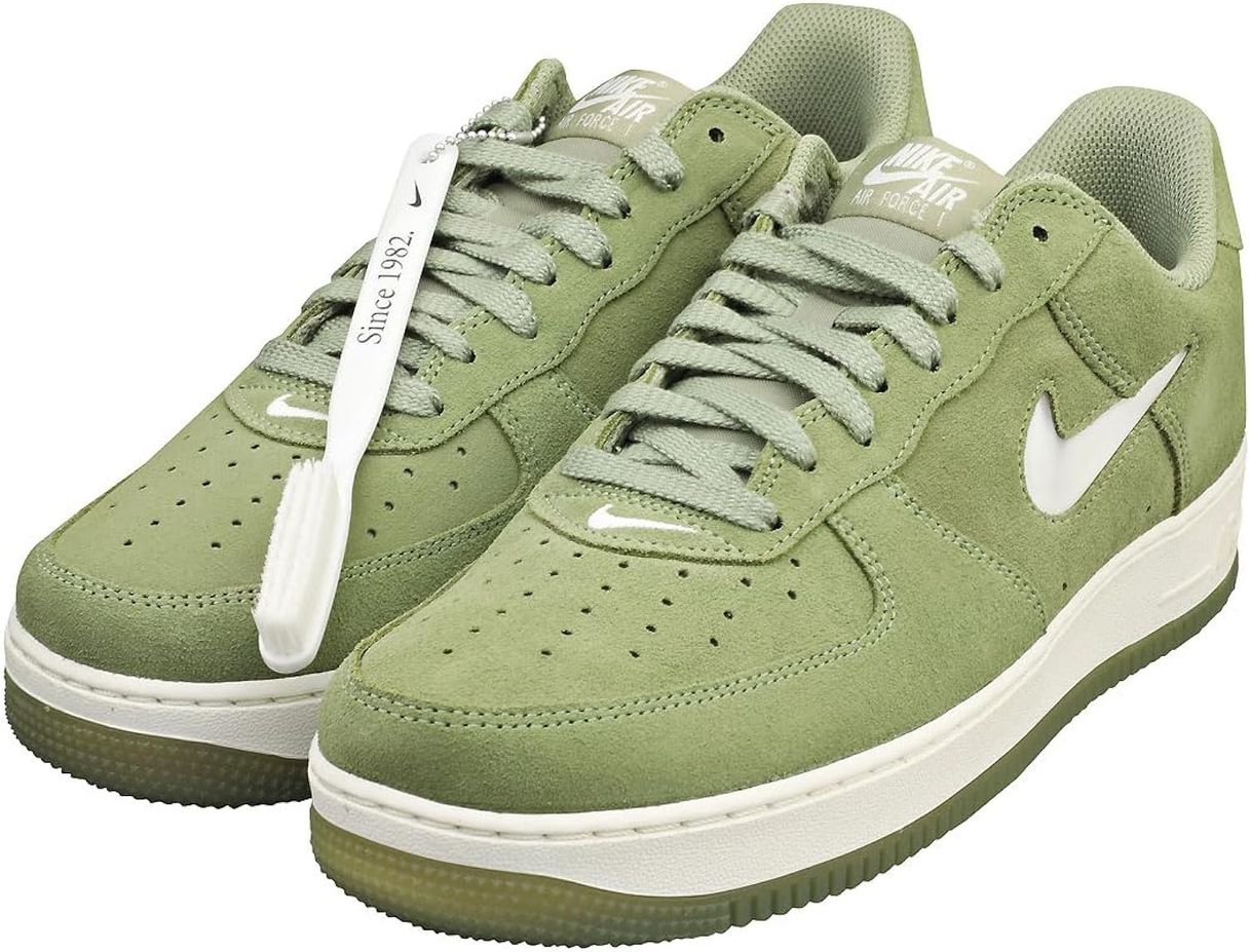 Social NIKE Air Force 