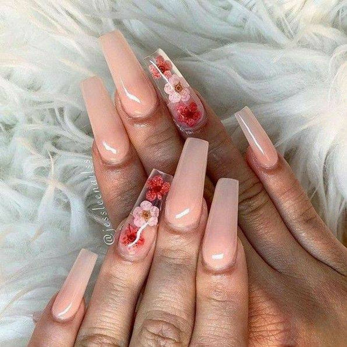 Moda Unhas decoradas 