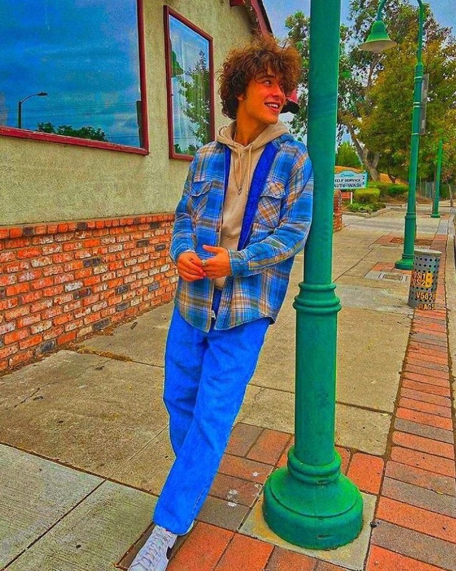 Social Indie kid boy