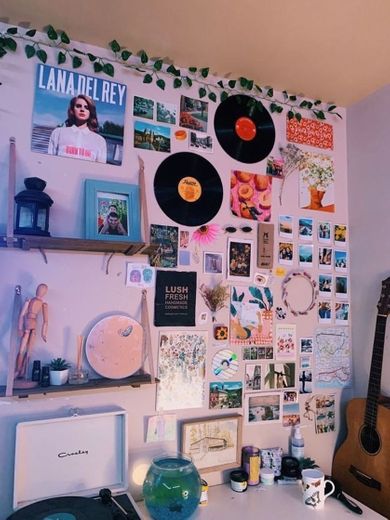 Indie kid room