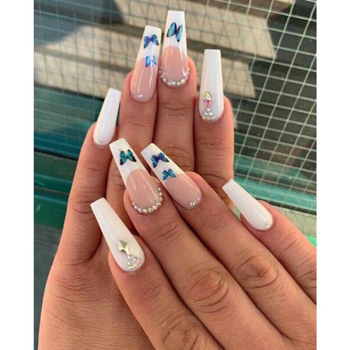 Fashion Unhas com desenhos de 🦋