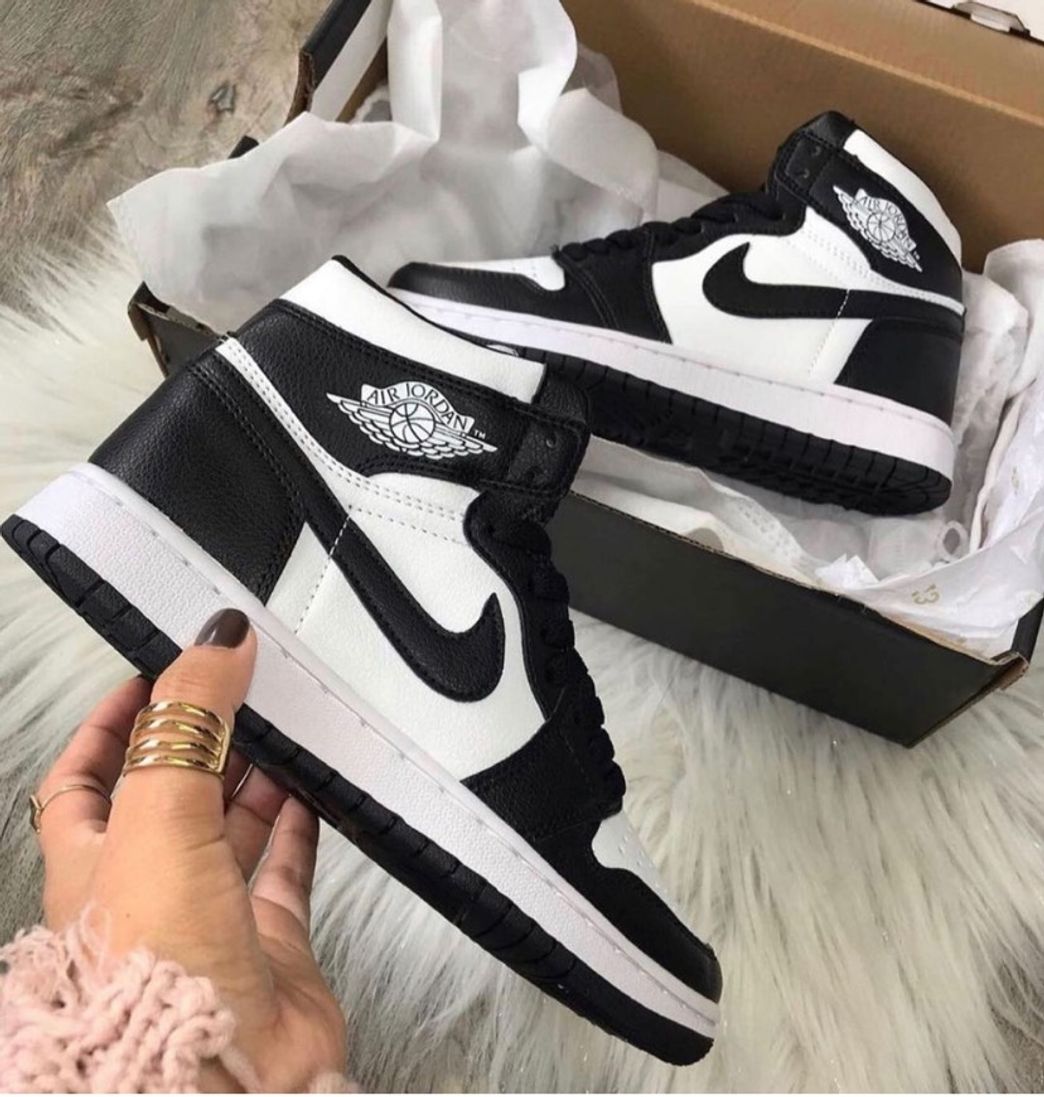 air jordan preto e branco