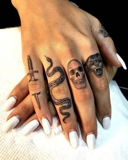 Tattoo na mão