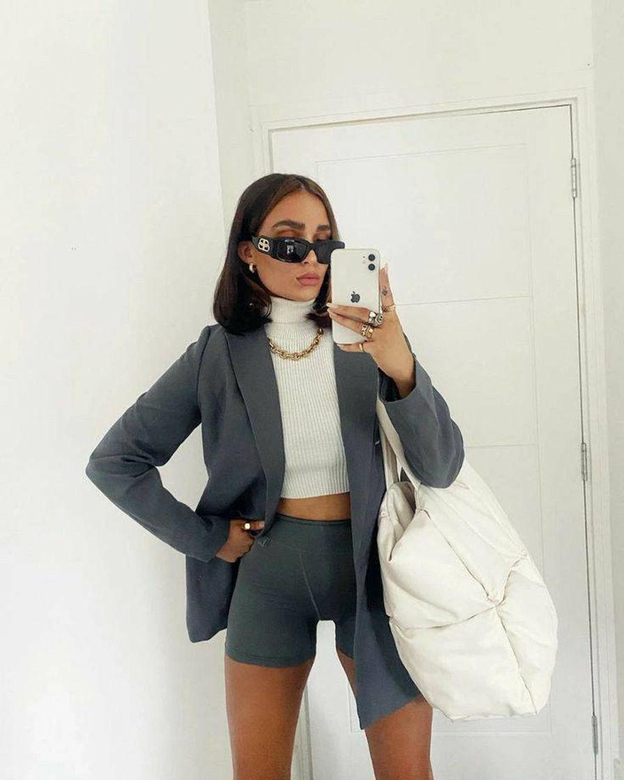 Social Outfits