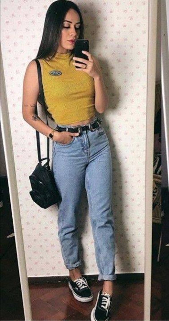 Moda Cropped e calça mom