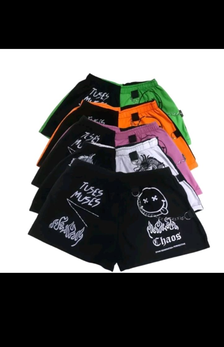 Social Confira Bermuda Estampada Moda Gringa Corrente Lateral Short Feminino Poliéster