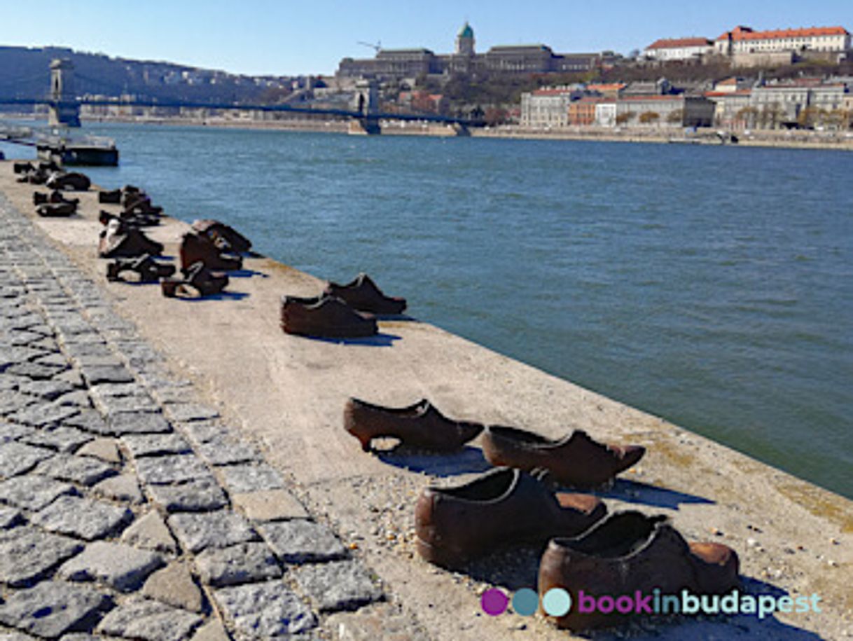 Place Monumento de los zapatos